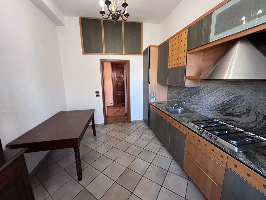 Immagine 3 di Quadrilocale in affitto  in Via Carlo Alberto 27 a Torino