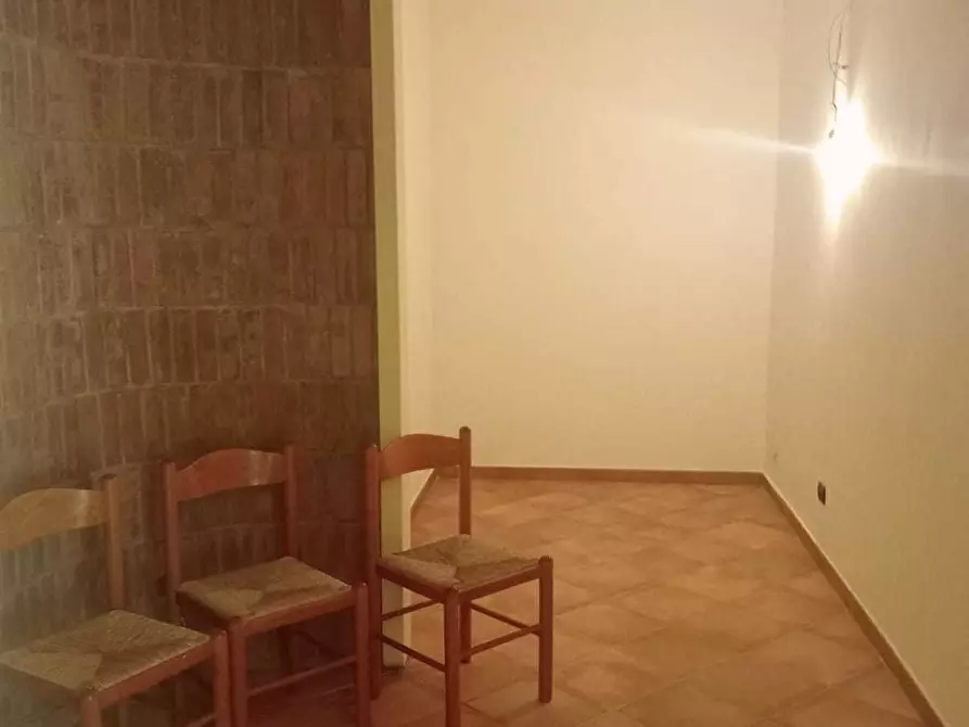 Immagine 61 di Pentalocale in vendita  in Strada Milius - Ronsaglia 14 a Moncalieri