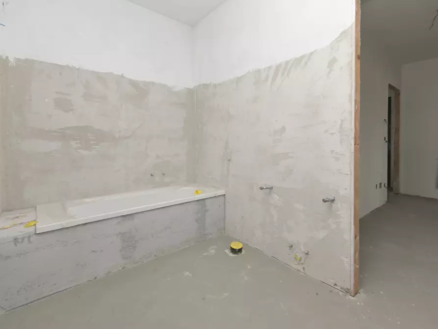 Immagine 50 di Quadrilocale in vendita  in Via Valdambrini 5 a Caluso