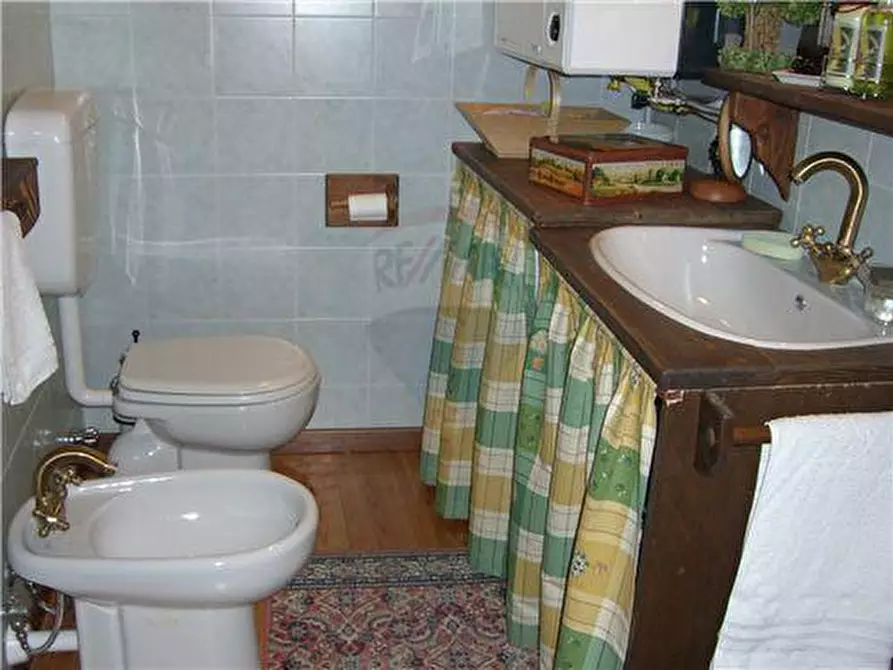 Immagine 20 di Quadrilocale in vendita  in via allevè 1 a Pragelato