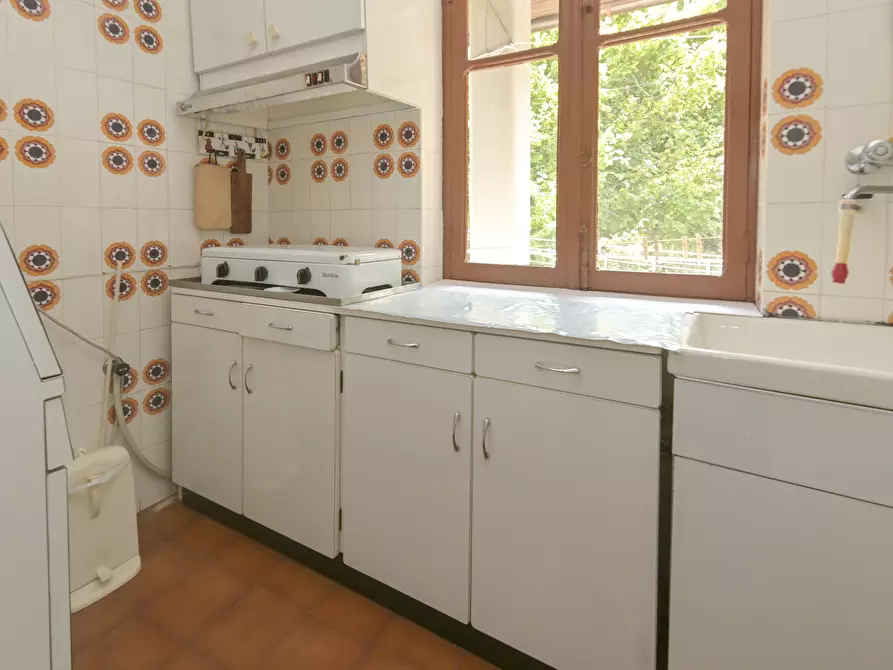 Immagine 27 di Quadrilocale in vendita  in via torino 4 a Lemie