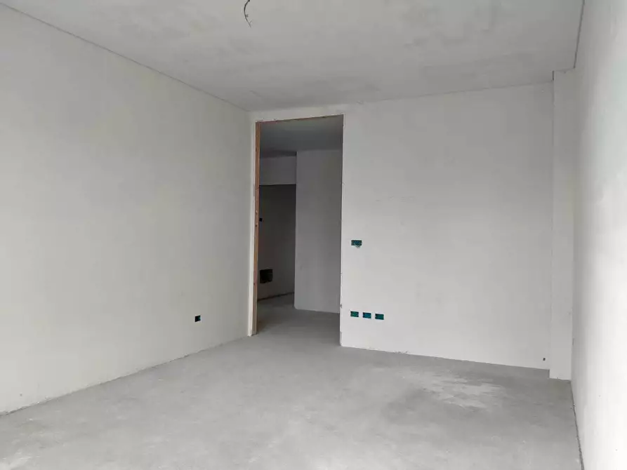 Immagine 22 di Quadrilocale in vendita  in Via Pietro Cossa 105 a Torino