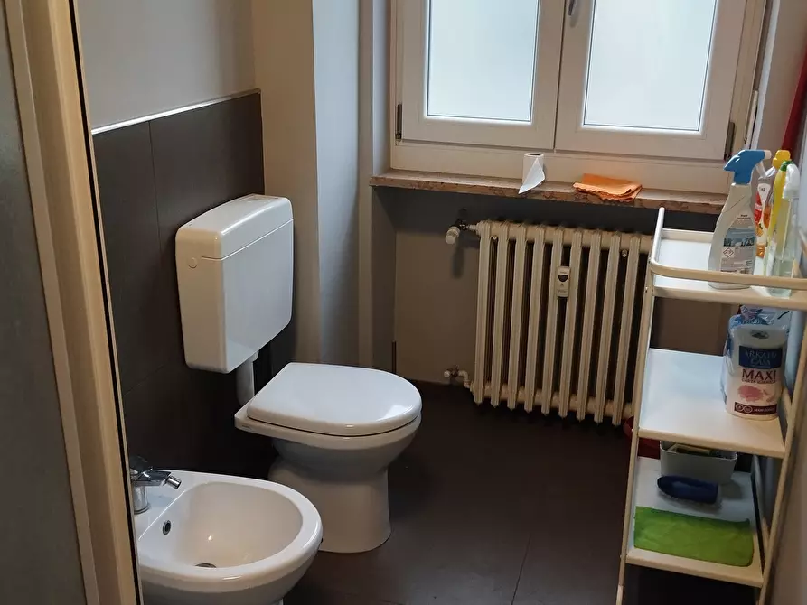 Immagine 6 di Bilocale in vendita  in Via Buenos Aires 70 a Torino