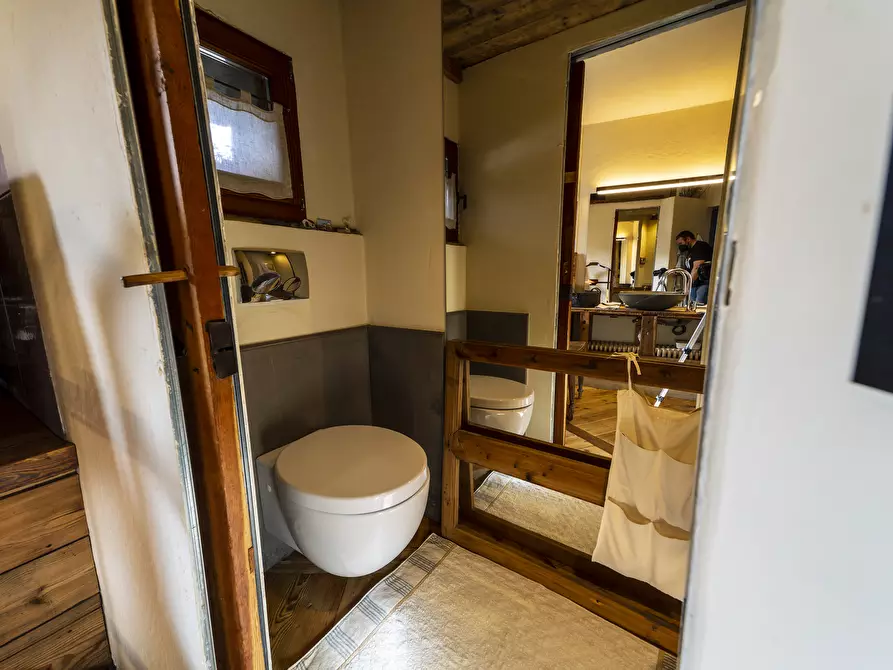 Immagine 35 di Baita in vendita  in Borgata Gleise 30 a Bardonecchia