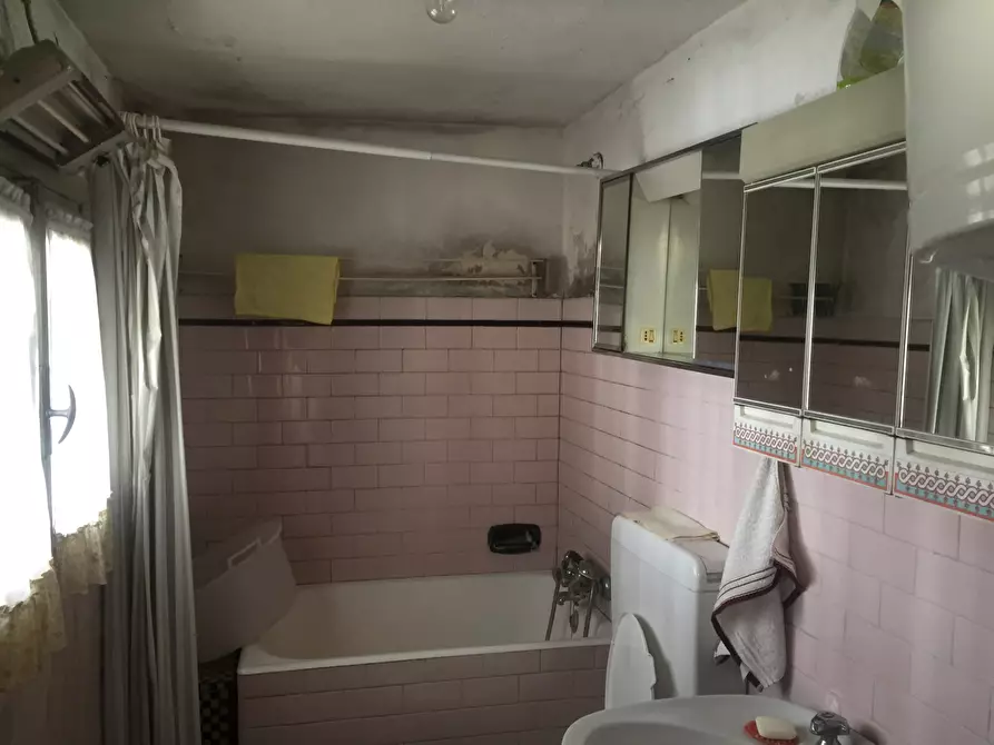 Immagine 9 di Casa semindipendente in vendita  a Rueglio