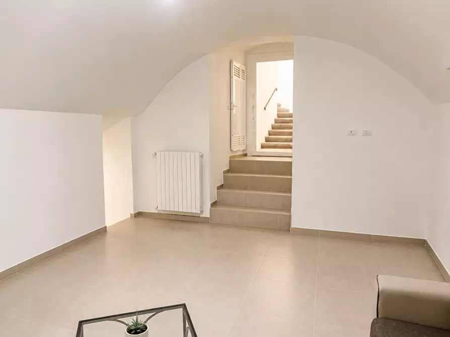 Immagine 21 di Trilocale in vendita  in Via Orazio Comes 38 a Monopoli