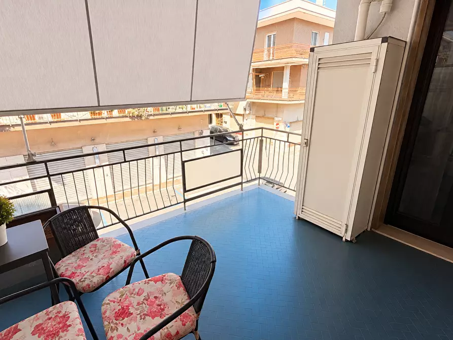 Immagine 24 di Trilocale in vendita  in Via Carlo Poerio 35 a Castellana Grotte