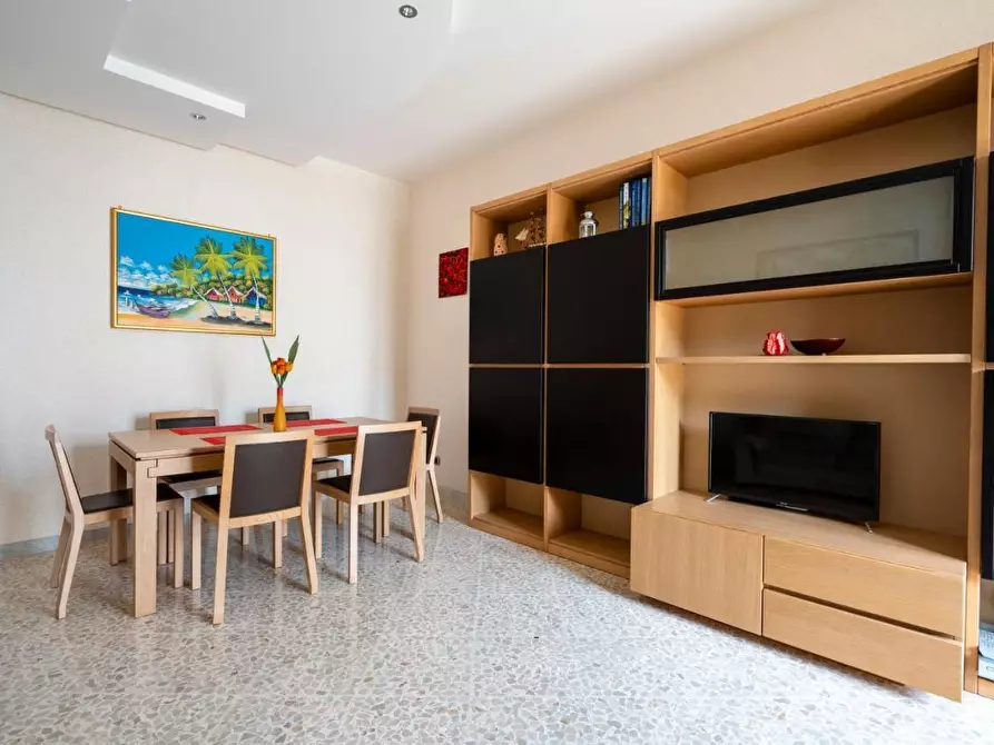 Immagine 3 di Trilocale in vendita  in via mengano a Monopoli