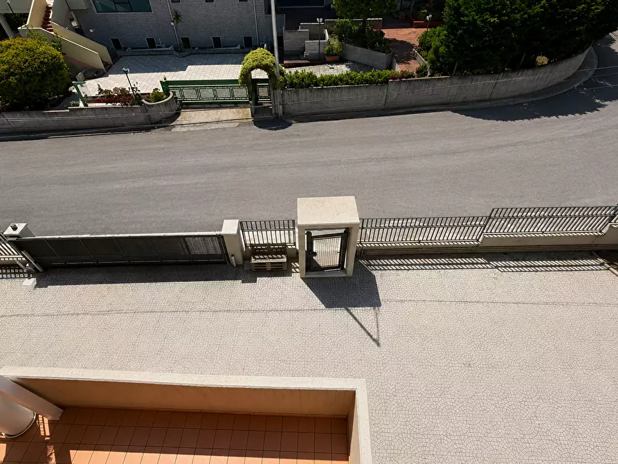 Immagine 11 di Attività artigianale in vendita  in Via Eugenio Montale 3 a Monopoli