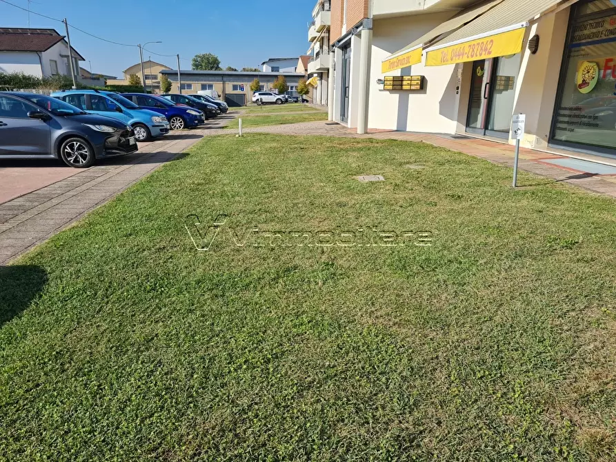 Immagine 6 di Trilocale in vendita  in Via primo maggio 9/11 a Noventa Vicentina