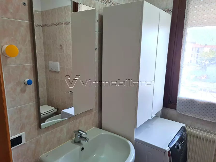 Immagine 33 di Trilocale in vendita  in Via primo maggio 9/11 a Noventa Vicentina