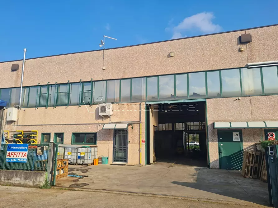 Immagine 1 di Attività artigianale in affitto  in Via del Progresso 6 a Barbarano Mossano