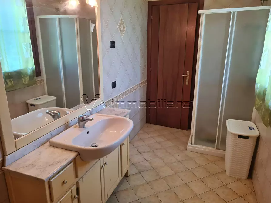 Immagine 34 di Casa indipendente in vendita  a Poiana Maggiore