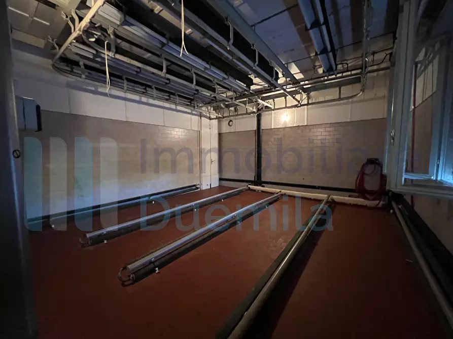 Immagine 59 di Attività artigianale in vendita  a Savignano Sul Panaro