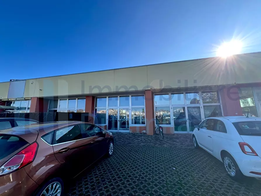 Immagine 1 di Locale commerciale in affitto  a Sant'agata Bolognese