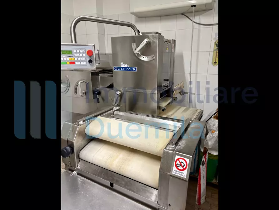 Immagine 6 di Attività artigianale in vendita  a San Giorgio Di Piano