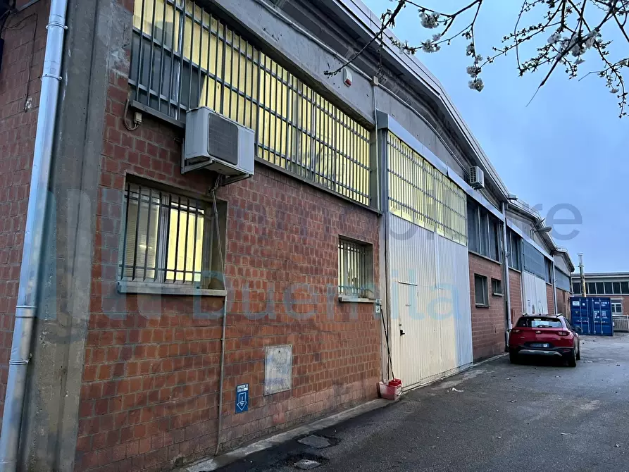 Immagine 29 di Attività artigianale in vendita  a Zola Predosa