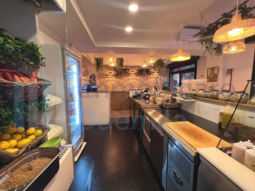 Immagine 14 di Attività artigianale in vendita  a Bologna