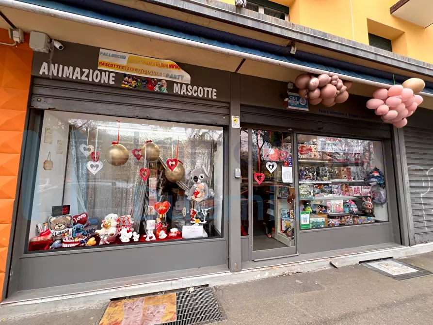Immagine 18 di Attività commerciale in vendita  a Bologna