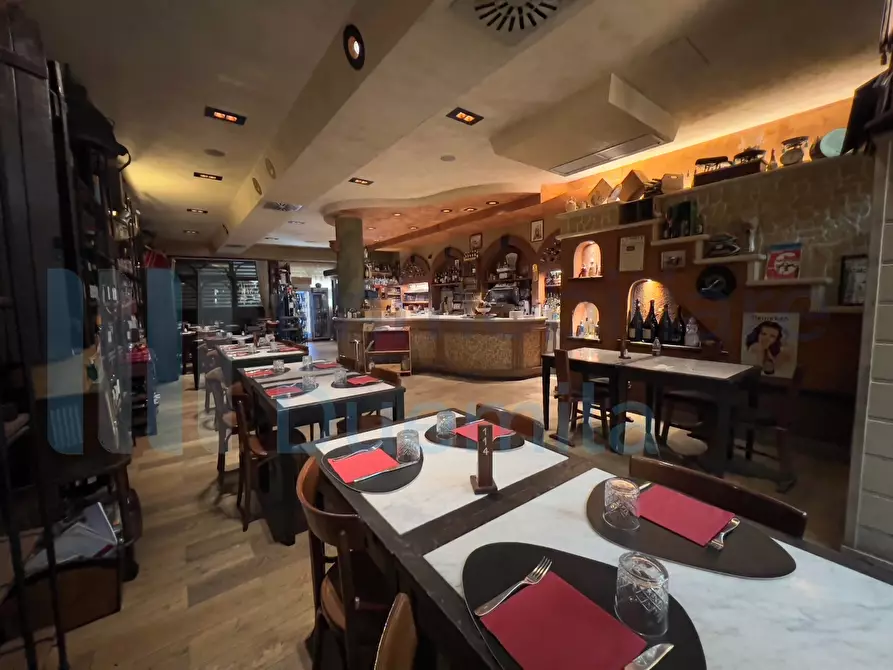 Immagine 2 di Bar / Ristorante in vendita  a Bologna