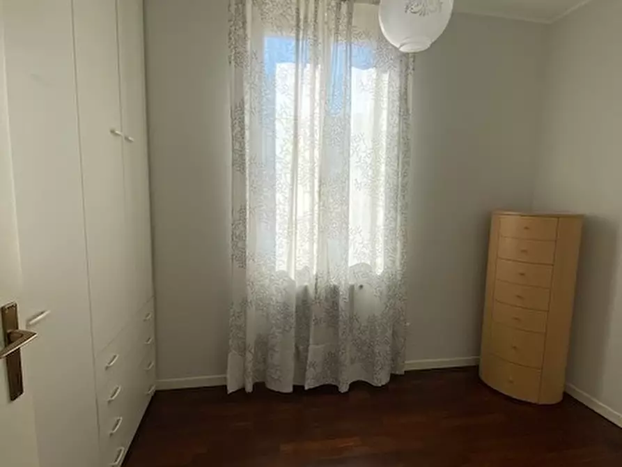 Immagine 10 di Quadrilocale in affitto  in Via Annunciata 9 a Desenzano Del Garda