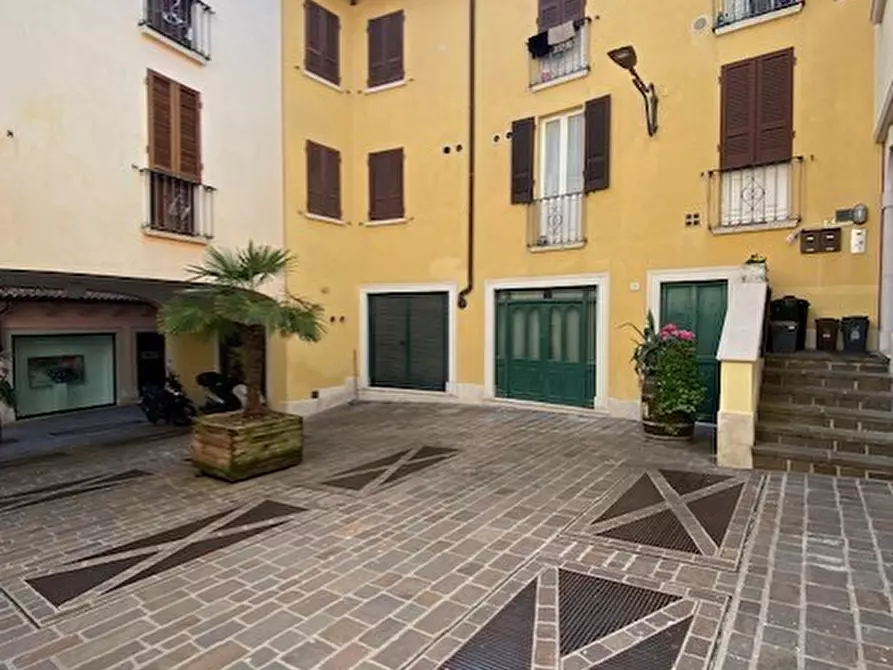 Immagine 14 di Quadrilocale in affitto  in Via Annunciata 9 a Desenzano Del Garda