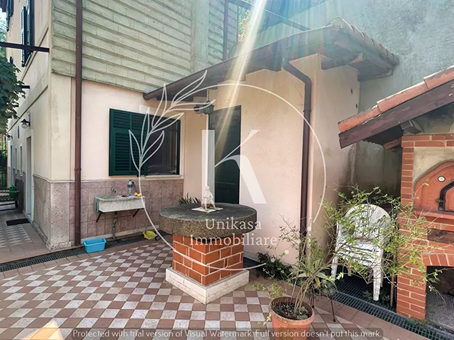 Immagine 29 di Casa indipendente in vendita  in Via Santuario a Savona