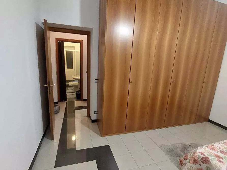 Immagine 8 di Bilocale in vendita  in Via Zara 10 a Savona