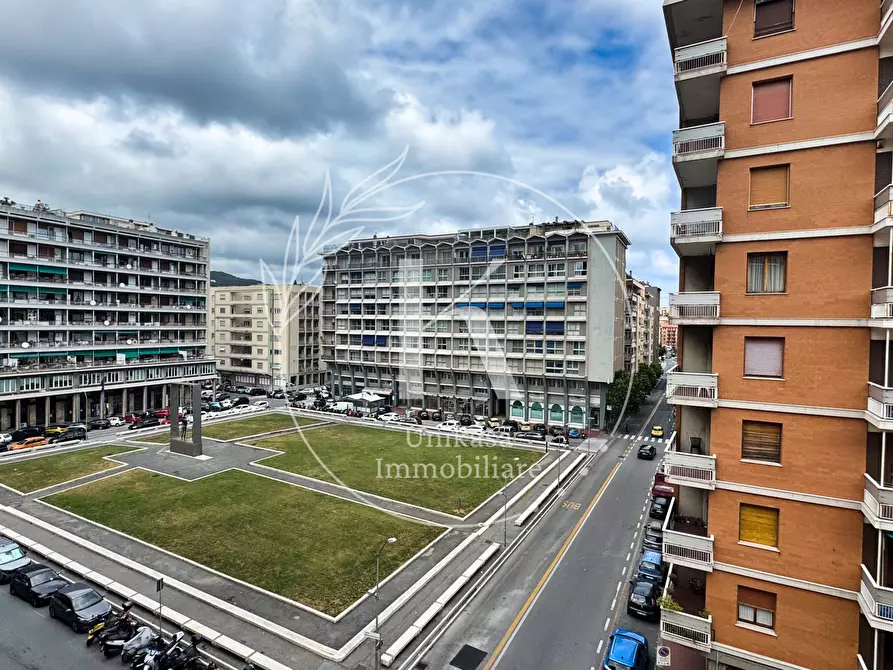 Immagine 1 di Quadrilocale in vendita  in Via Don Minzoni a Savona