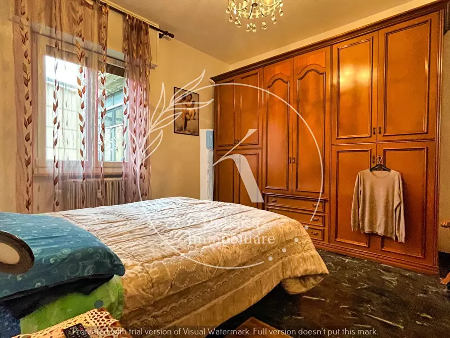 Immagine 12 di Quadrilocale in vendita  in Via Roma a Altare