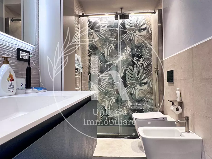 Immagine 42 di Quadrilocale in vendita  in Via Giuseppe Delfino 9 a Quiliano