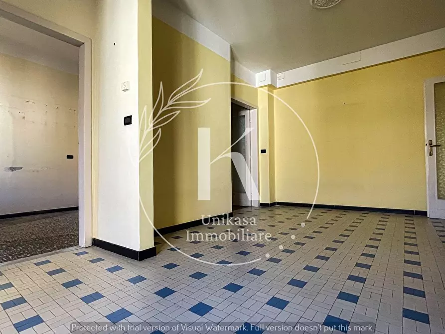 Immagine 10 di Quadrilocale in vendita  in Piazza Sisto IV 1 a Savona