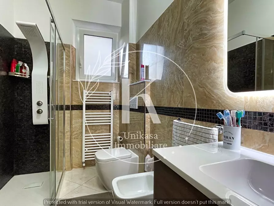 Immagine 19 di Pentalocale in vendita  in Via Antonio Gramsci 65 a Vado Ligure