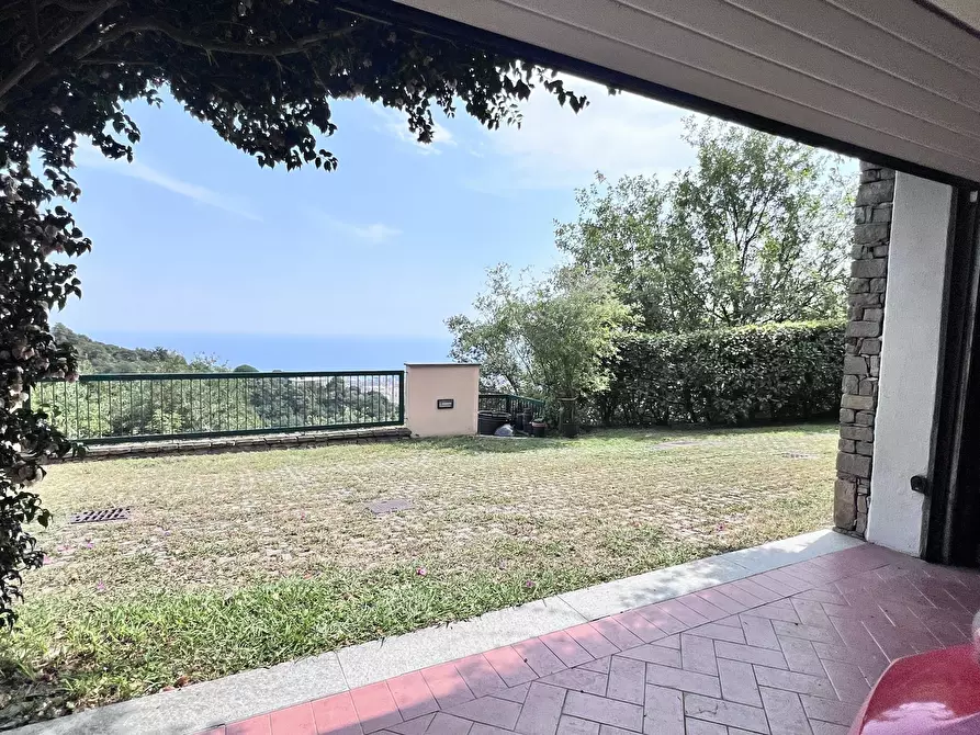 Immagine 79 di Villa in vendita  in Via Alla Strà a Savona