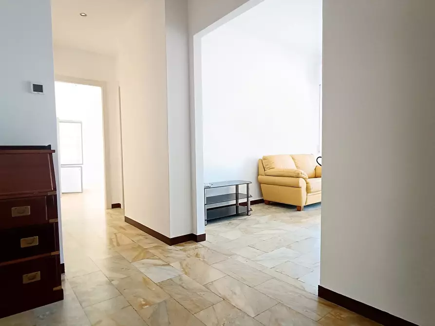 Immagine 3 di Attico in affitto  in Via San Francesco D'Assisi 13 a Savona