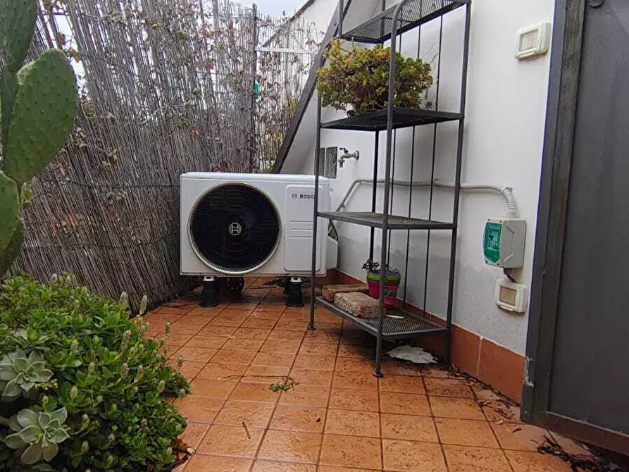 Immagine 21 di Trilocale in affitto  in Via Gio Francesco Niella a Savona