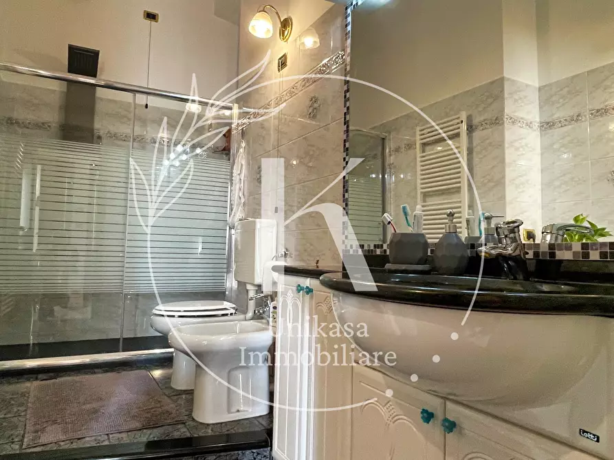 Immagine 14 di Quadrilocale in vendita  in Via Fiume 9 a Savona