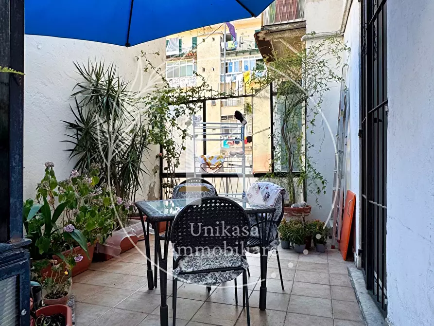 Immagine 1 di Pentalocale in vendita  in Via Bartolomeo Guidobono 3 a Savona