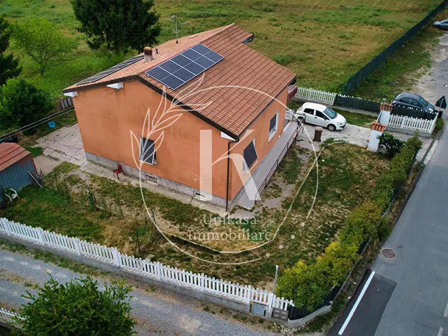 Immagine 6 di Casa indipendente in vendita  in Via Cortemilia 36 a Cairo Montenotte