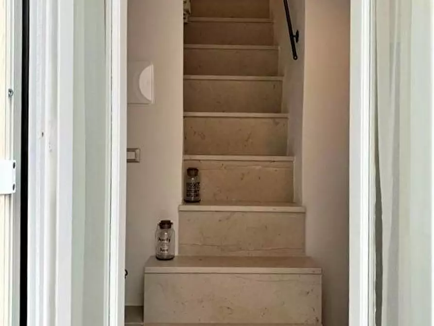 Immagine 6 di Casa indipendente in vendita  in Via Roberto Guiscardi a Ostuni