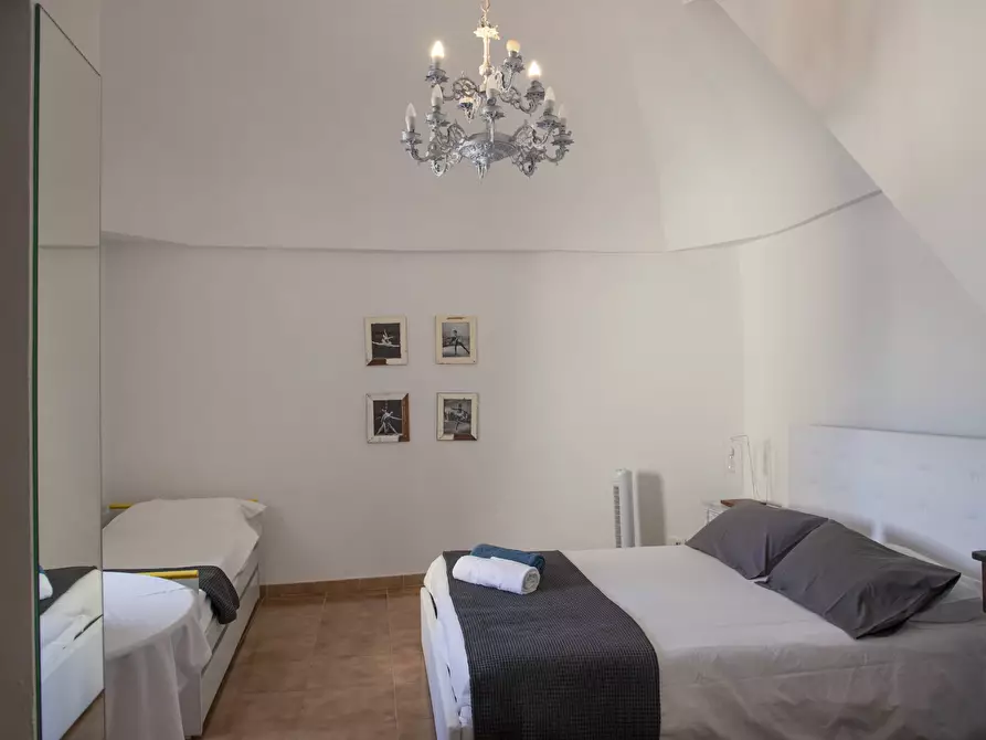 Immagine 18 di Casa indipendente in vendita  in Via de Landria Balsamo 6 a Ostuni