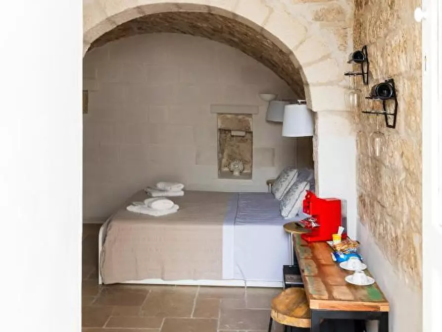 Immagine 28 di Casa indipendente in vendita  in Vico Pergola 14 a Ostuni