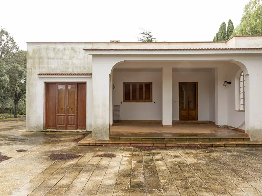 Immagine 4 di Villa in vendita  in LAMARDILLA a Ostuni