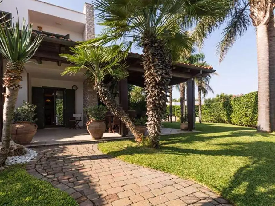 Immagine 22 di Villa in vendita  in Strada Provinciale 35 a Carovigno