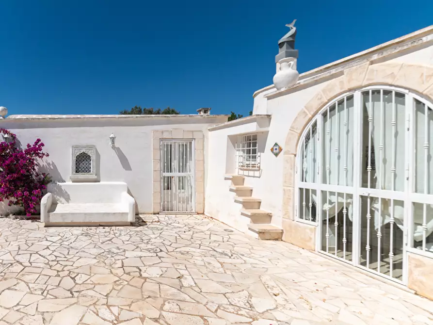 Immagine 81 di Villa in vendita  in contrada san benedetto a Ostuni