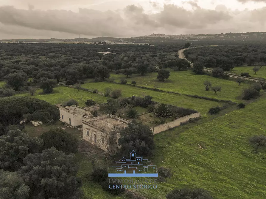 Immagine 14 di Rustico / casale in vendita  in sp 19 a Ostuni