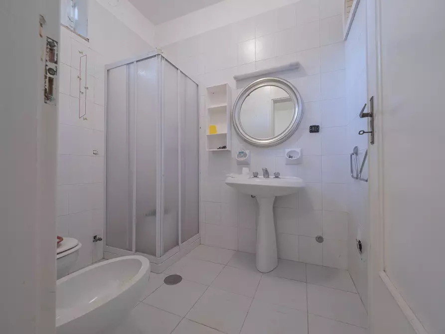 Immagine 37 di Villa in vendita  in Via del Procaccia 19 a Ostuni