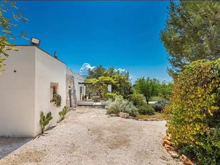 Immagine 16 di Villa in vendita  in Contrada Sessana snc a Ostuni