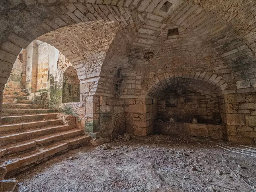 Immagine 35 di Rustico / casale in vendita  a Ostuni