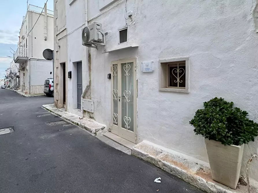 Immagine 2 di Casa indipendente in vendita  in Via Pietro Giannone a Ostuni